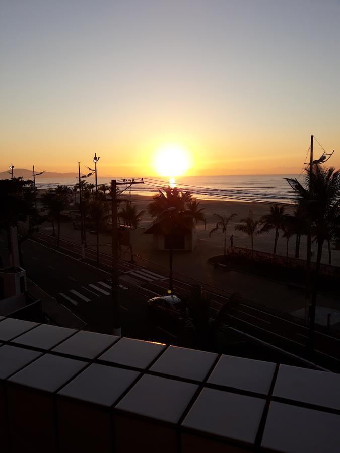 Frente Para O Mar - Vista Espetacular De Todos Os Comodos Praia Grande  Exterior photo
